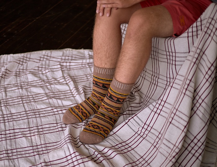 Бабушкины носочки с заплатками. Бабушкина носки. Носки n-41. Игра бабушкины носки